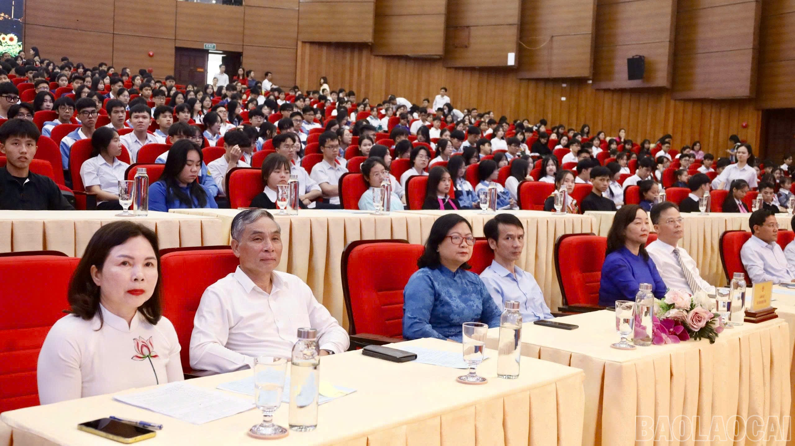 baolaocai-br_z6647385470602-739fd1d336f3bfde78c734e27a3e30de.jpg