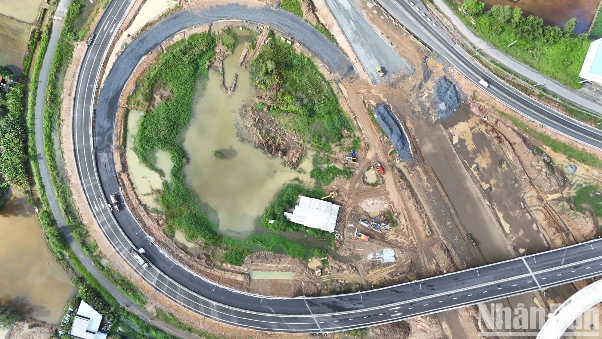 [Photo] Gros plan du projet reliant 3 autoroutes clés du Sud, photo 2