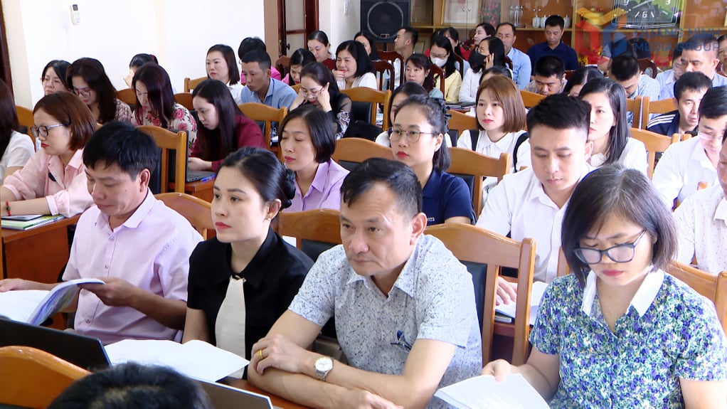 研修コースに参加する学生