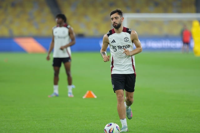 Bruno Fernandes có 48 giờ quyết định thương vụ 7.000 tỉ đồng đến Al Hilal- Ảnh 1.