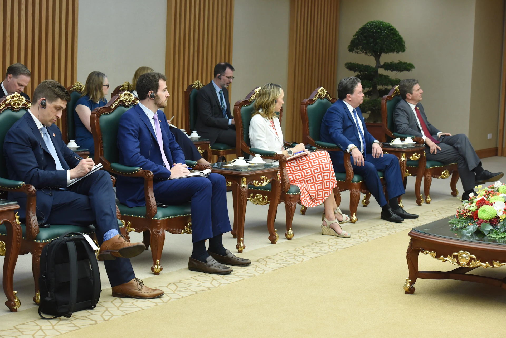 [Foto] Premierminister Pham Minh Chinh empfängt eine überparteiliche Delegation des US-Repräsentantenhauses Foto 7