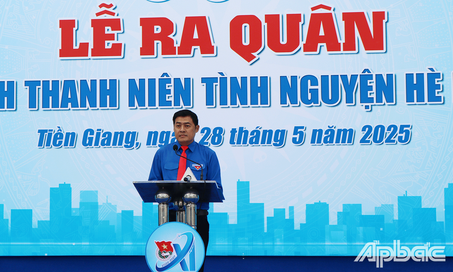 El secretario de la Unión Provincial de Jóvenes y subdirector del Comité Directivo de la Campaña, Nguyen Quang Minh, pronunció el discurso de lanzamiento.