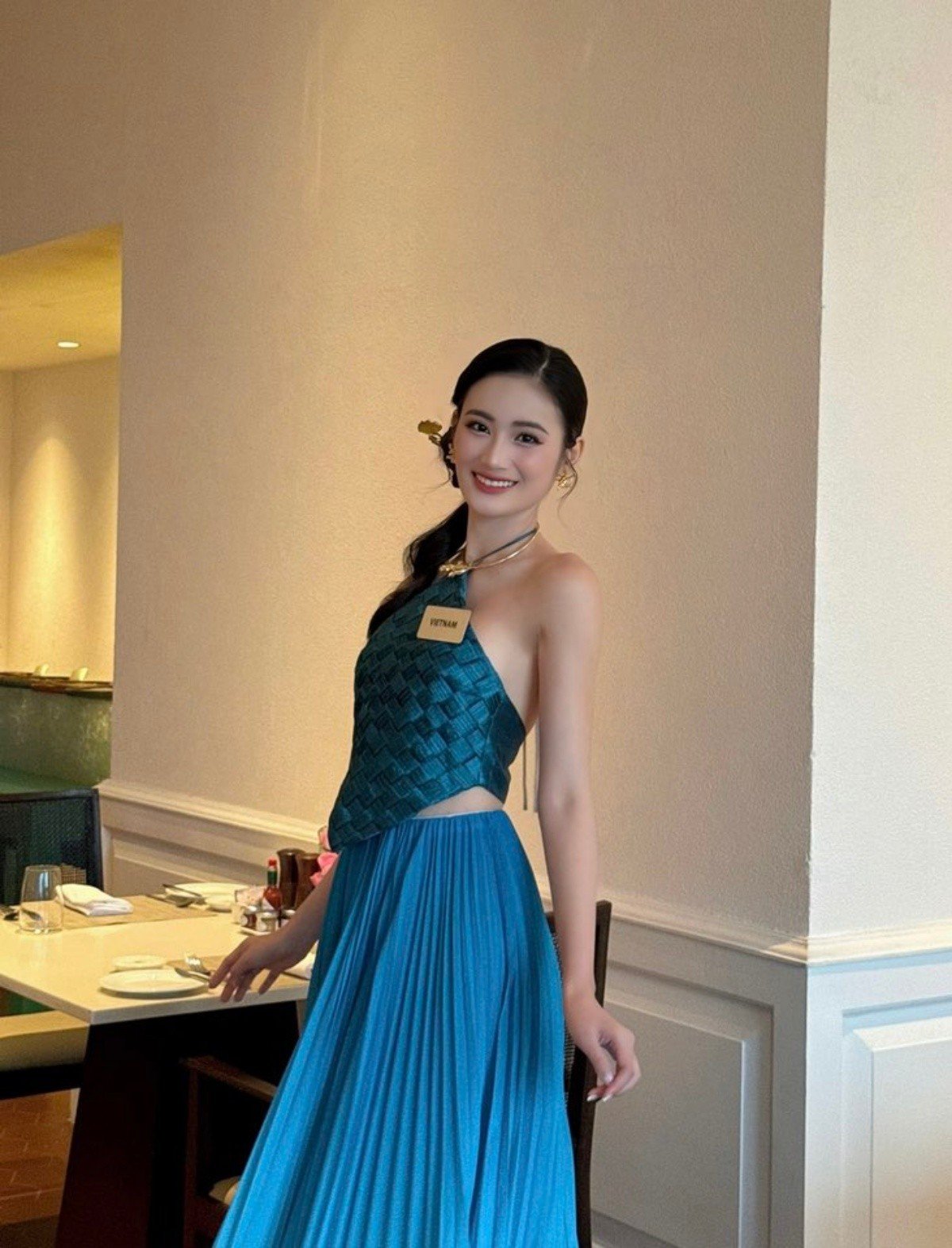 Miss World 2025: Loạt trang phục đậm tinh thần văn hóa Việt của Hoa hậu Ý Nhi - Ảnh 9.