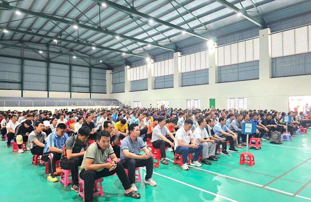 Bình Định: Gần 1.000 giáo viên tập huấn võ cổ truyền - Ảnh 1.