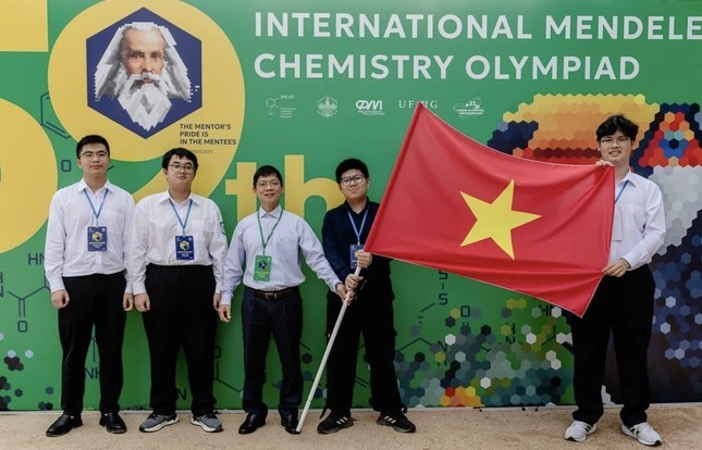 Nam sinh xứ Nghệ chinh phục kỳ thi hóa học 'khó nhất hành tinh' ảnh 3
