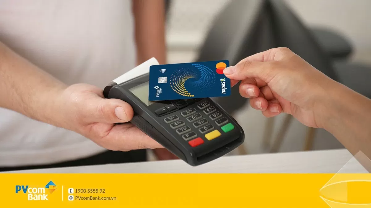 PVcomBank tiên phong ra mắt thẻ đồng thương hiệu Napas và Mastercard