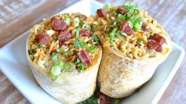 ramen-burrito.webp