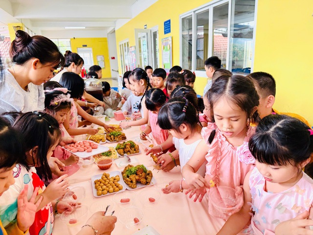 Trường mầm non TP.HCM khuyến khích giáo viên làm hè - Ảnh 3.
