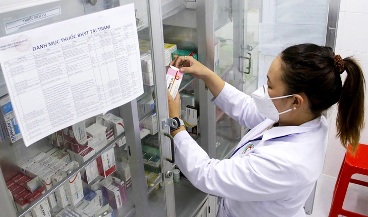 cấp thuốc - Ảnh 1.