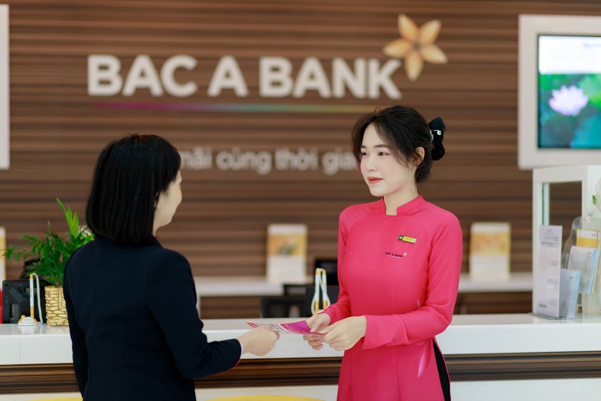 Explosive Promotion mit 6.000 besonderen Geschenken als Dankeschön an die Inhaber eines BAC A BANK-Kontos