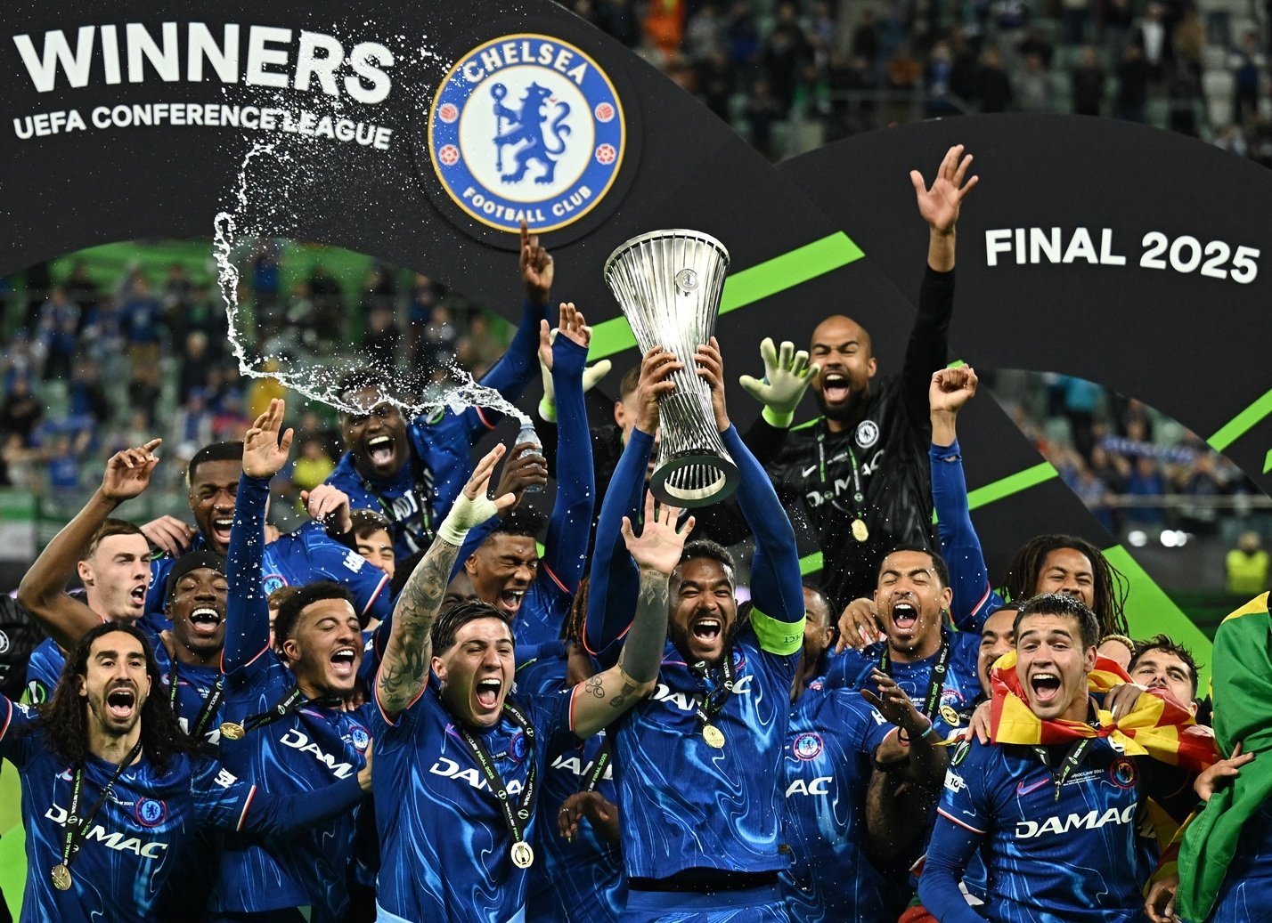 Betis dau Chelsea anh 2