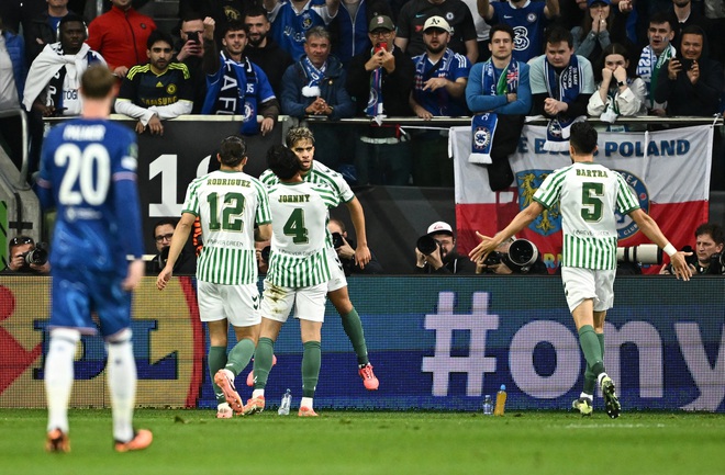 Ngược dòng kinh điển hạ Real Betis, Chelsea lên ngôi Conference League: Có luôn kỷ lục 'khủng'- Ảnh 3.