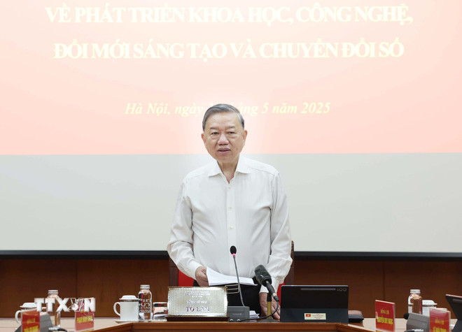 ttxvn-tong-bi-thu-chu-tri-hop-thuong-truc-ban-chi-dao-trung-uong-ve-phat-trien-khoa-hoc-cong-nghe-29-1.jpg