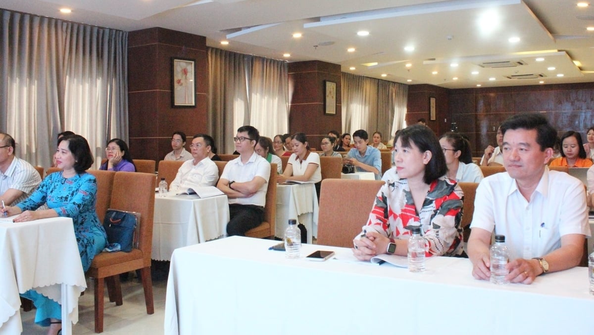 Aprendices que participan en el programa de formación. Foto: Lan Anh.