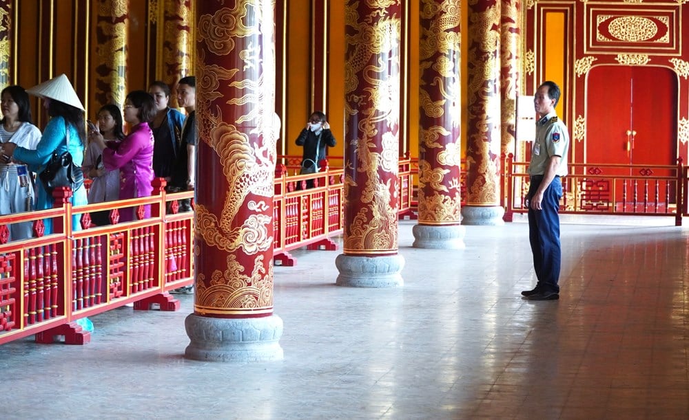 Protecting treasures… is preventing situations? - photo 1