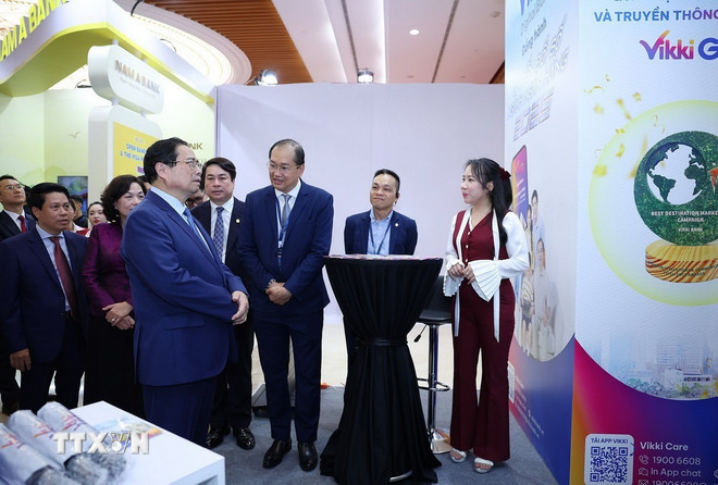 ttxvn-thu-tuong-du-su-kien-chuyen-doi-so-nganh-ngan-hang-5.jpg