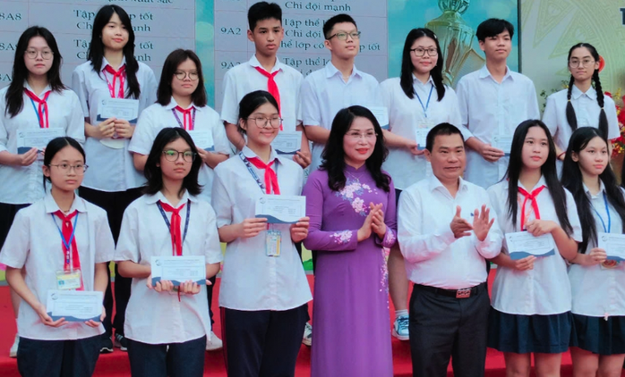 Hiệu trưởng xúc động nhắn nhủ học sinh trước kỳ thi lớp 10- Ảnh 1.