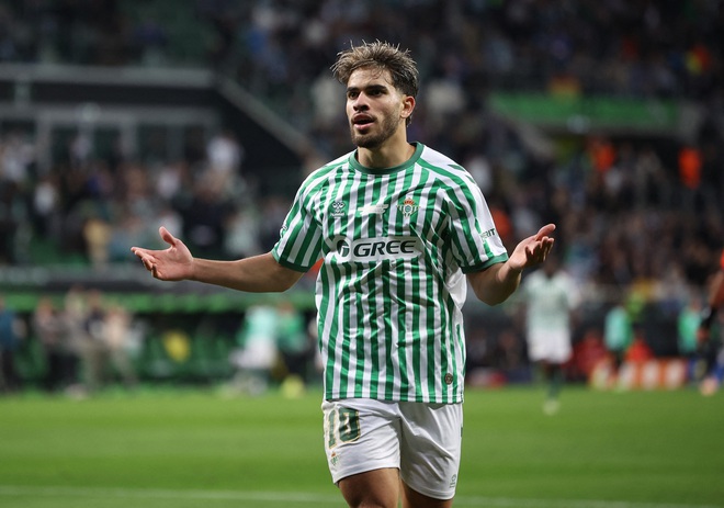 Ngược dòng kinh điển hạ Real Betis, Chelsea lên ngôi Conference League: Có luôn kỷ lục 'khủng'- Ảnh 2.