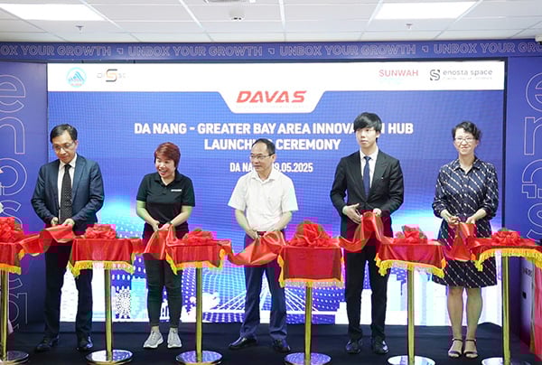 Cắt băng khai trương Không gian ĐMST Đà Nẵng - Vùng Vịnh lớn BBA.