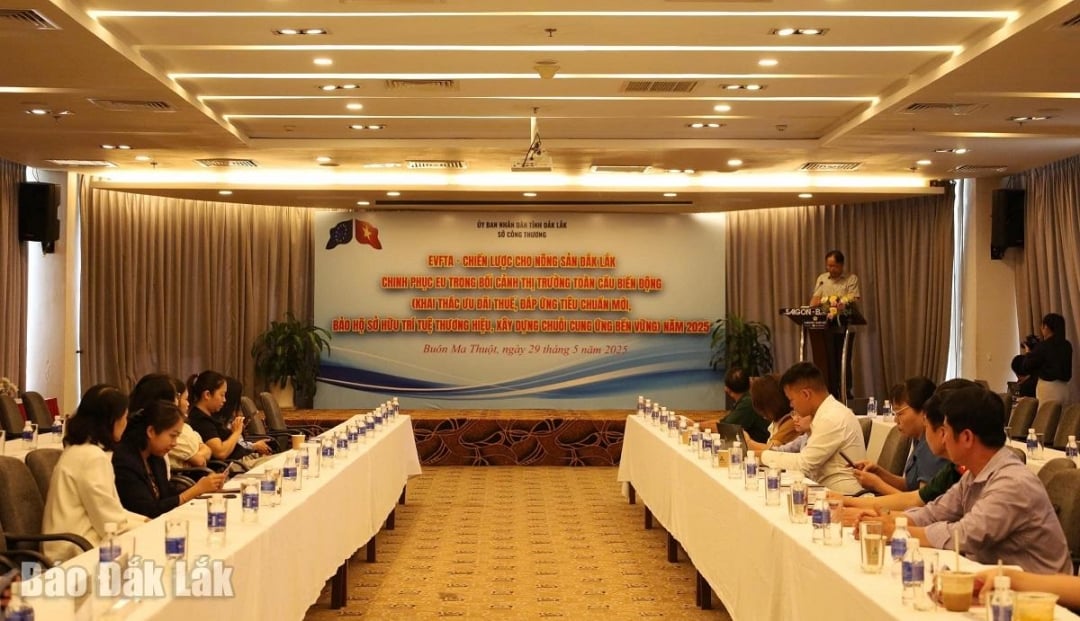 ผู้แทนที่จะเข้าร่วมการประชุม