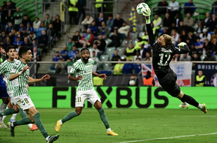 Ngược dòng hạ Betis, Chelsea chạm cửa thiên đường châu Âu thứ 9- Ảnh 2.
