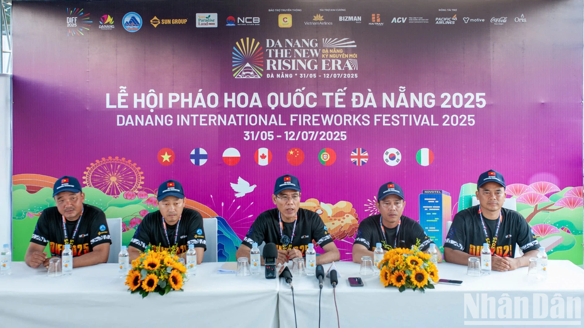 Unerwartete Enthüllungen am Eröffnungsabend des Da Nang International Fireworks Festival 2025, Foto 15