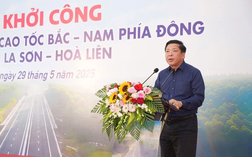 Ông Trần Hồng Minh, Bộ trưởng Bộ Xây dựng phát biểu tại buổi lễ