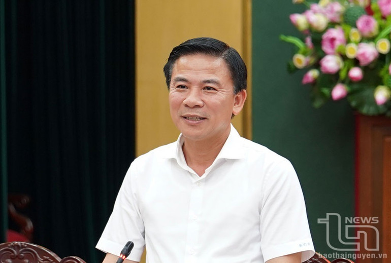 Đồng chí Đỗ Trọng Hưng, Ủy viên Trung ương Đảng, Phó Trưởng Ban Tổ chức Trung ương, phát biểu tại Hội nghị.