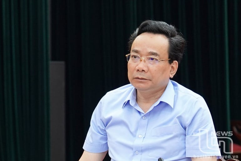 Đồng chí Nghiêm Phú Cường, Phó Chủ nhiệm Ủy ban Kiểm tra Trung ương, phát biểu tại Hội nghị.