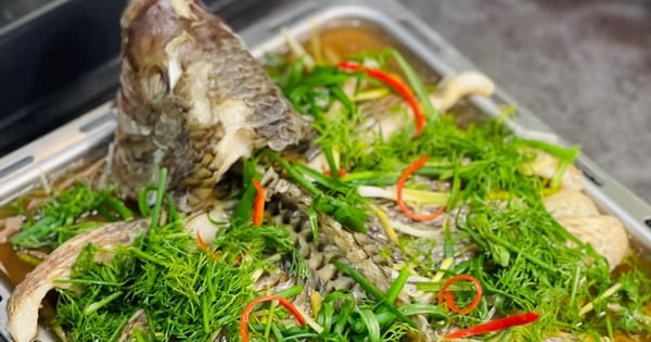 4 delicious steamed fish dishes without water, both cooling and nutritious for the holidays, guaranteed to be loved by everyone