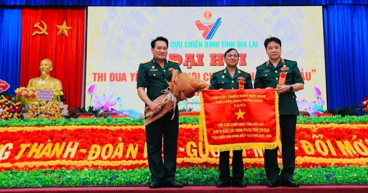 Chủ tịch Hội Cựu Chiến binh tỉnh Gia Lai Nay Hứ tận tâm với công tác Hội, gắn kết đồng đội