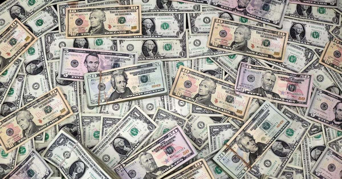 USD exchange rate today (May 3): USD slightly decreased, still holding above...