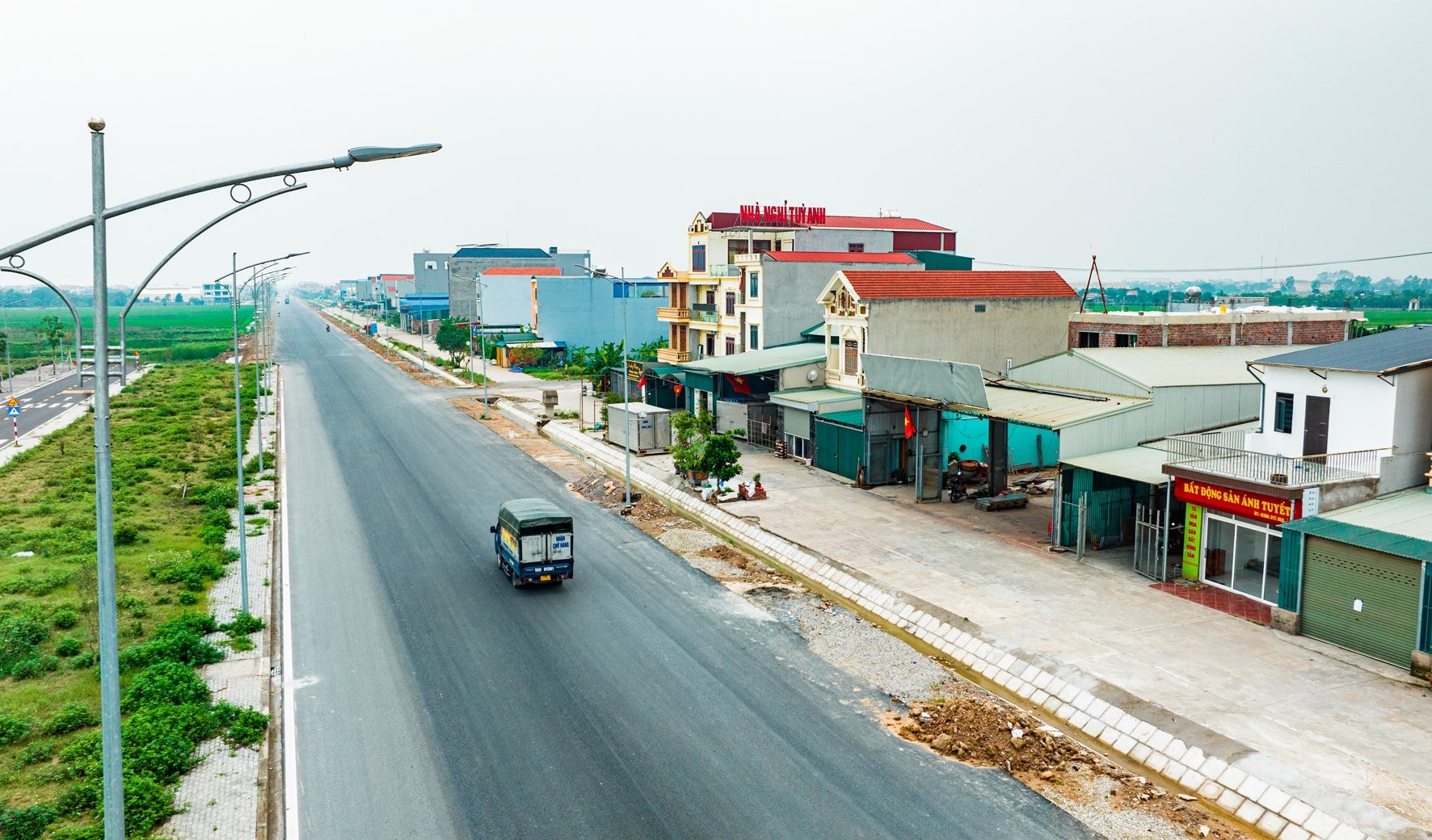 Das Projekt zur Renovierung und Modernisierung der Provinzstraße 395 in Binh Giang nähert sich dringend der Ziellinie.