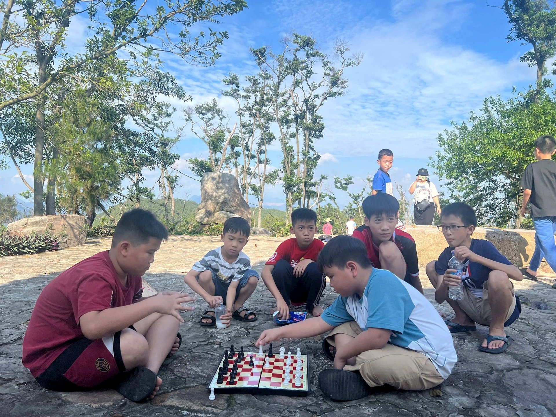 What's hot about the newly built Ban Co Tien tour?