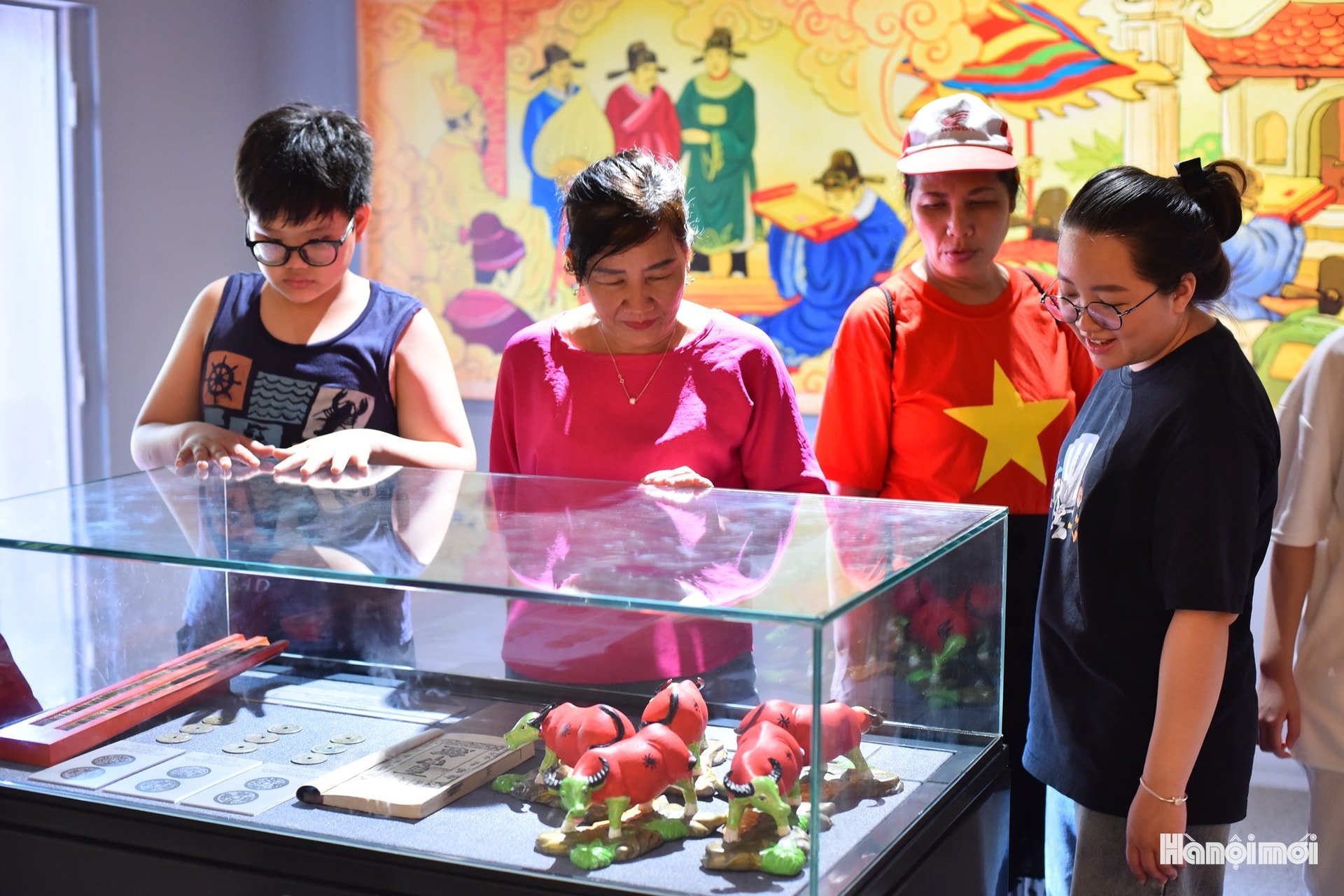 W_hnm-hoangthanh06b.jpg