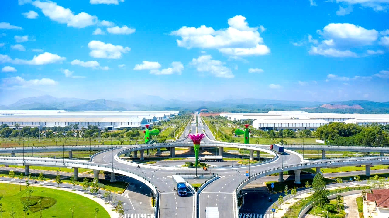 Quảng Nam phấn đấu đưa Khu kinh tế mở Chu Lai trở thành khu kinh tế động lực của vùng và quốc gia. 