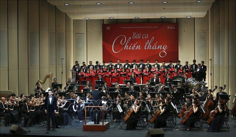 Chương trình nghệ thuật 'Bài ca chiến thắng': Bản hùng ca về lòng yêu nước- Ảnh 2.