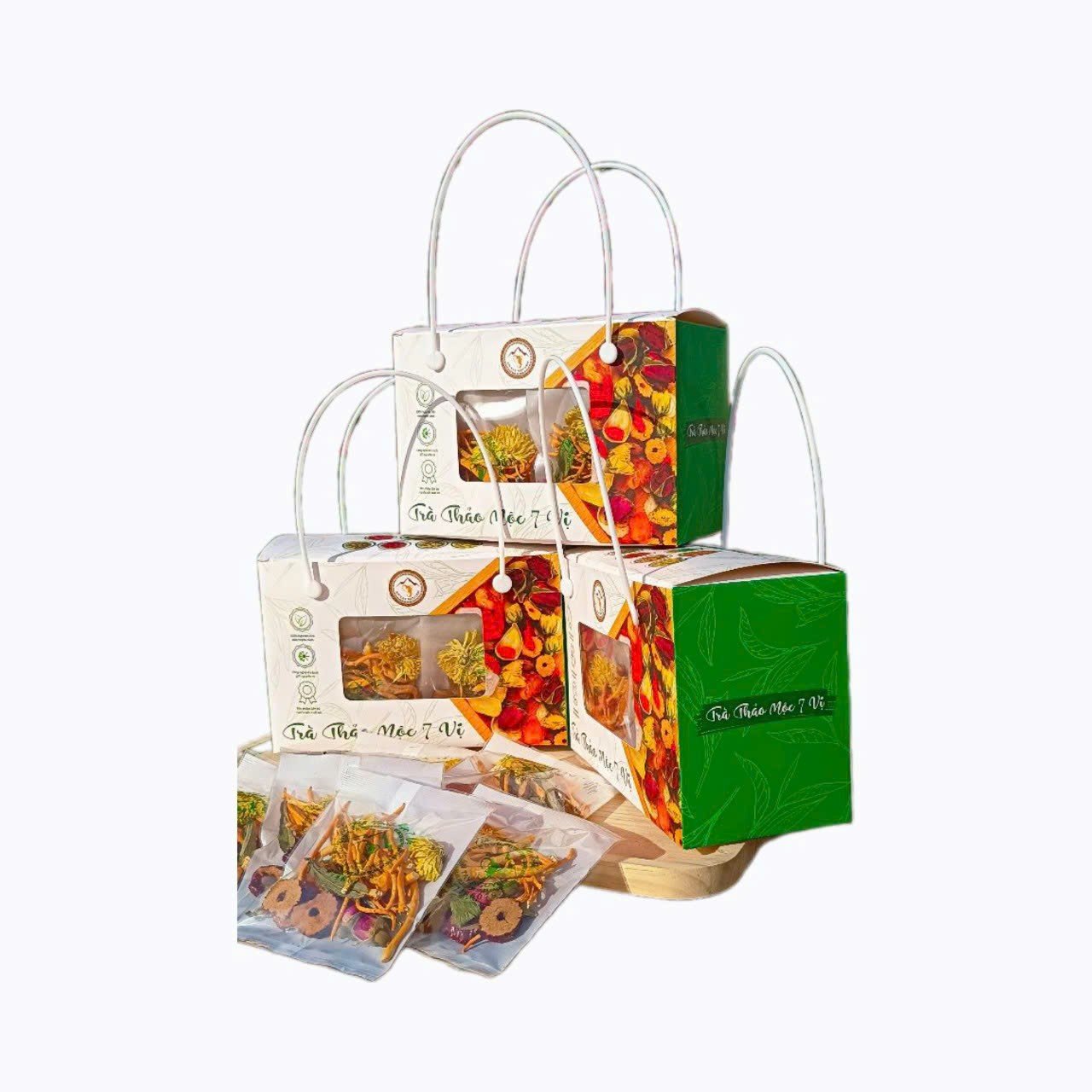 Thành công nhờ đa dạng hóa sản phẩm nước uống đông trùng hạ thảo- Ảnh 4.