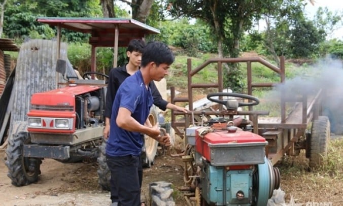 Formation professionnelle - Donner des « cannes à pêche » aux travailleurs des minorités ethniques de Krong No (Dak Nong) - Lang Son Newspaper and Radio and Television
