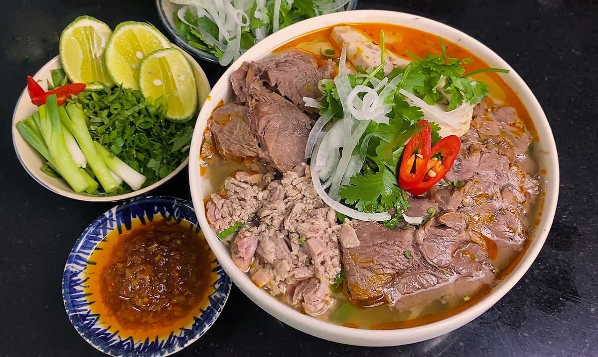 Bún bò Huế vào top 100 bữa sáng ngon nhất thế giới