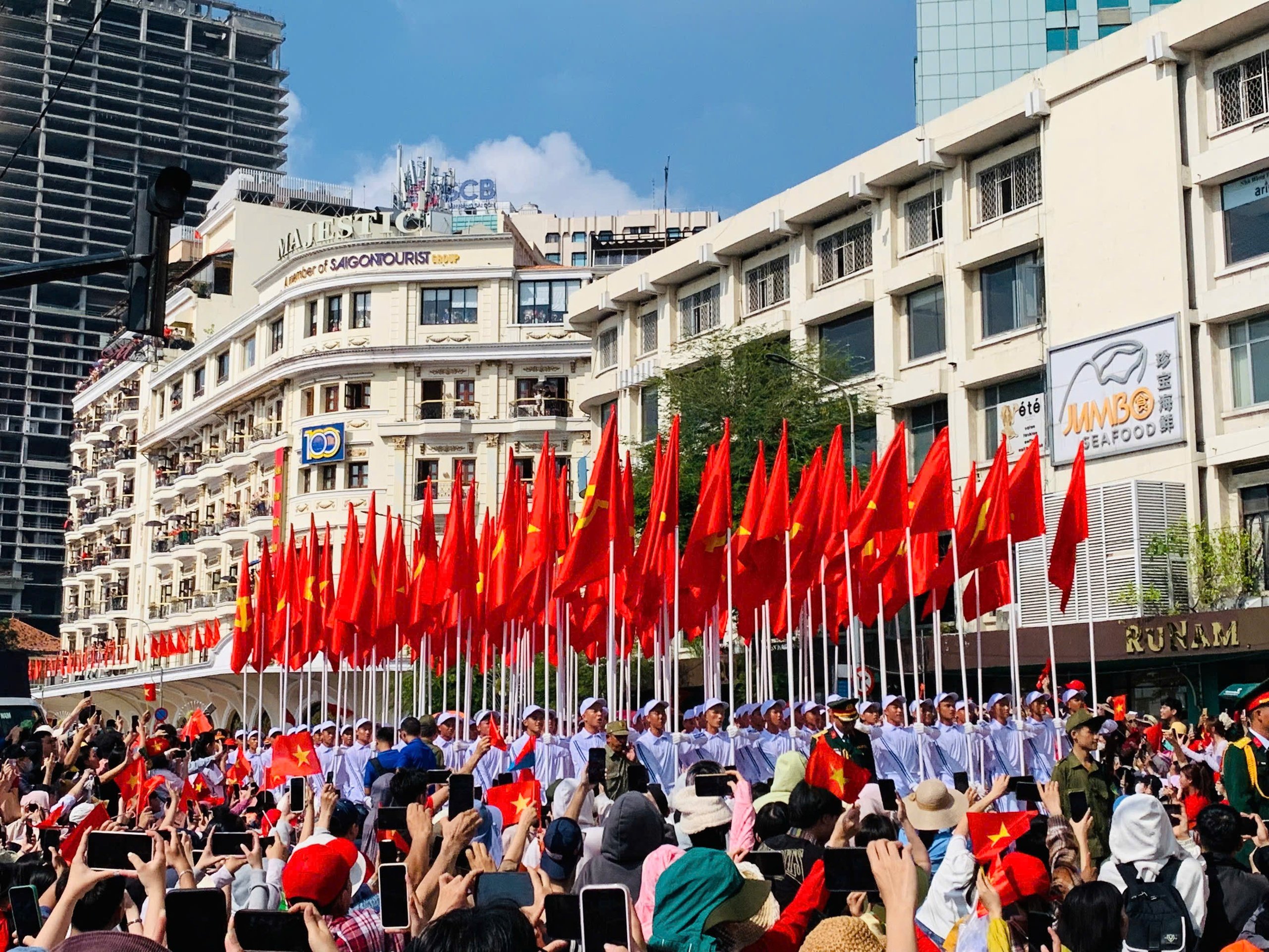  Dịp lễ 30-4: Rợp khách đi Suối Tiên, Củ Chi, tour Biệt động Sài Gòn  - Ảnh 14.