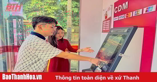 Xây dựng ngân hàng số phục vụ khách hàng