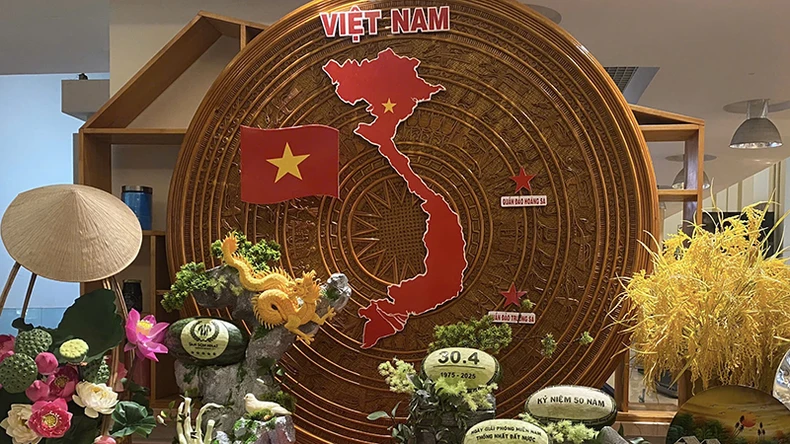 Thành phố Hồ Chí Minh “bùng nổ” tour du lịch nội thành ảnh 1