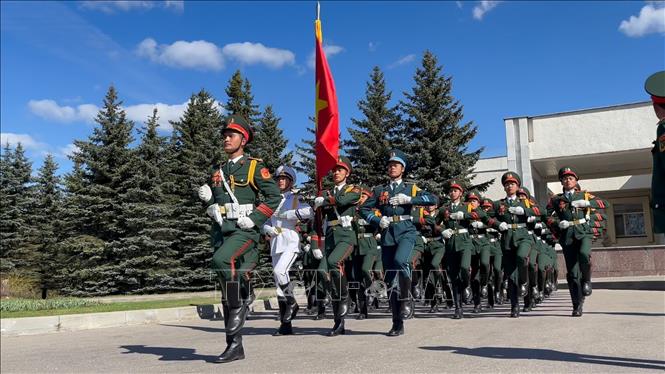 General Phan Van Giang: Turning determination into heroic and majestic steps on Red Square