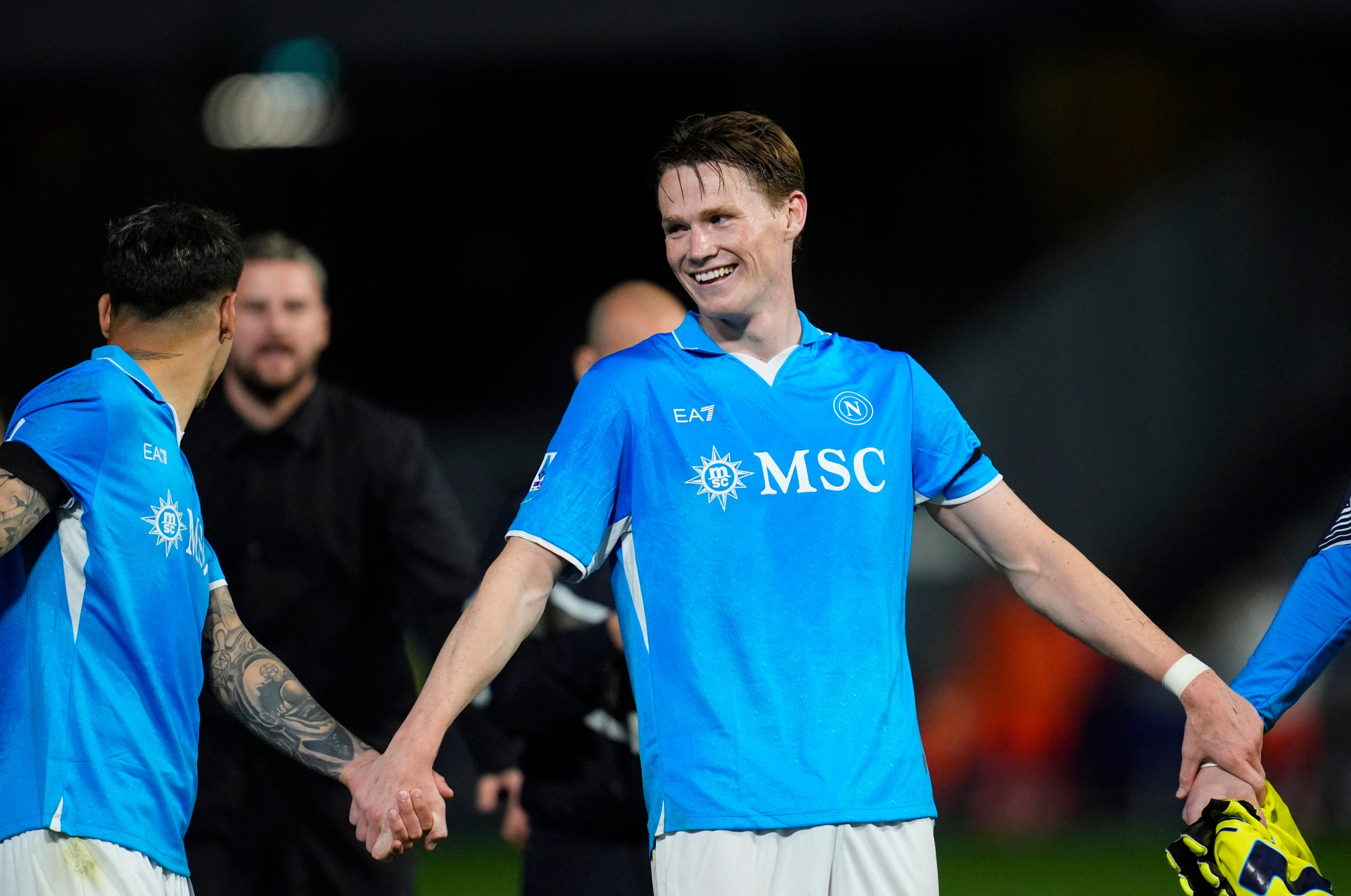 McTominay lot xac anh 1