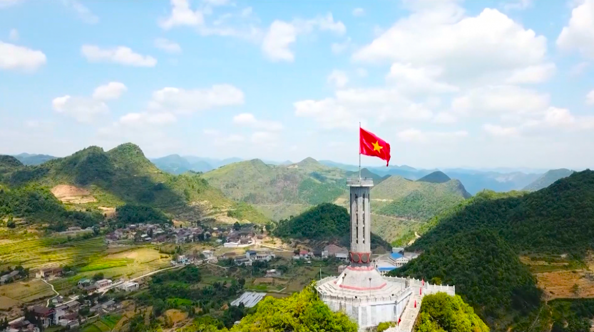 Đồng Văn đẩy mạnh chuyển đổi số trong du lịch cộng đồng