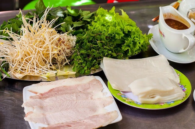 Đặc sản món ngon và các quán ngon nổi tiếng bạn không nên bỏ lỡ khi đi du lịch Đà Nẵng- Ảnh 5.
