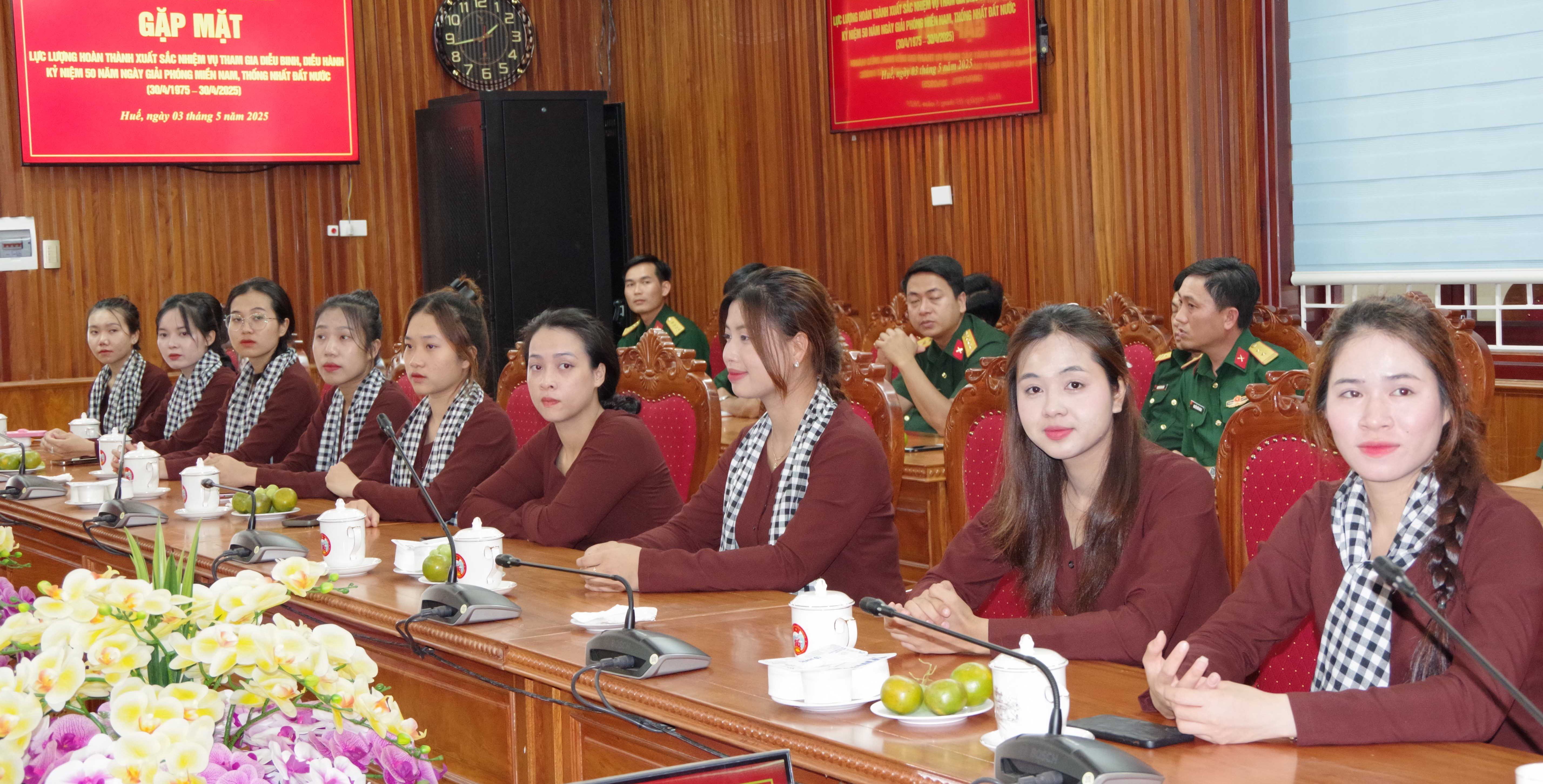 Gặp mặt lực lượng diễu binh, diễu hành kỷ niệm 50 năm Ngày giải phóng miền Nam, thống nhất đất nước
