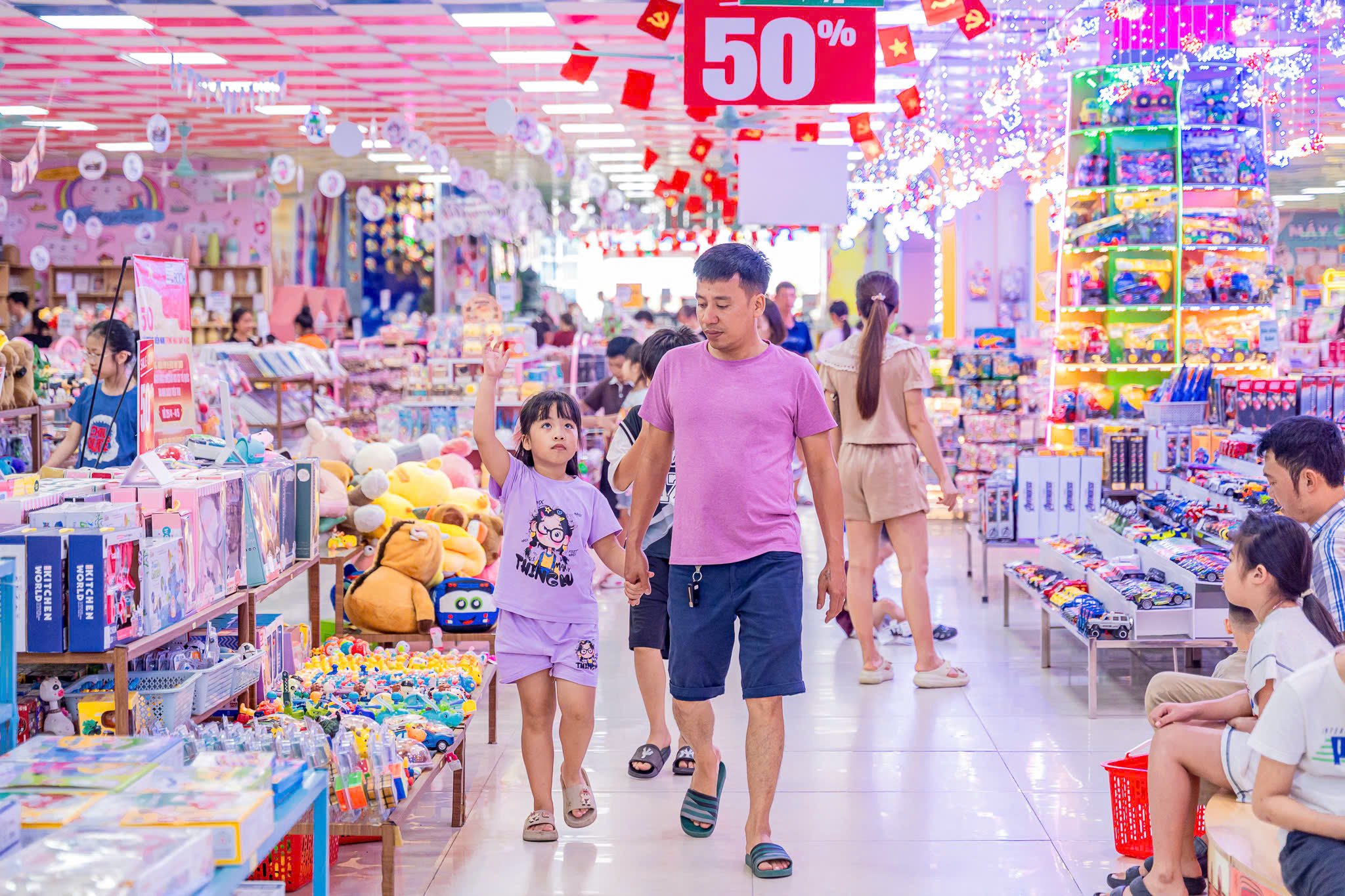 Children's play areas are bustling during the holidays