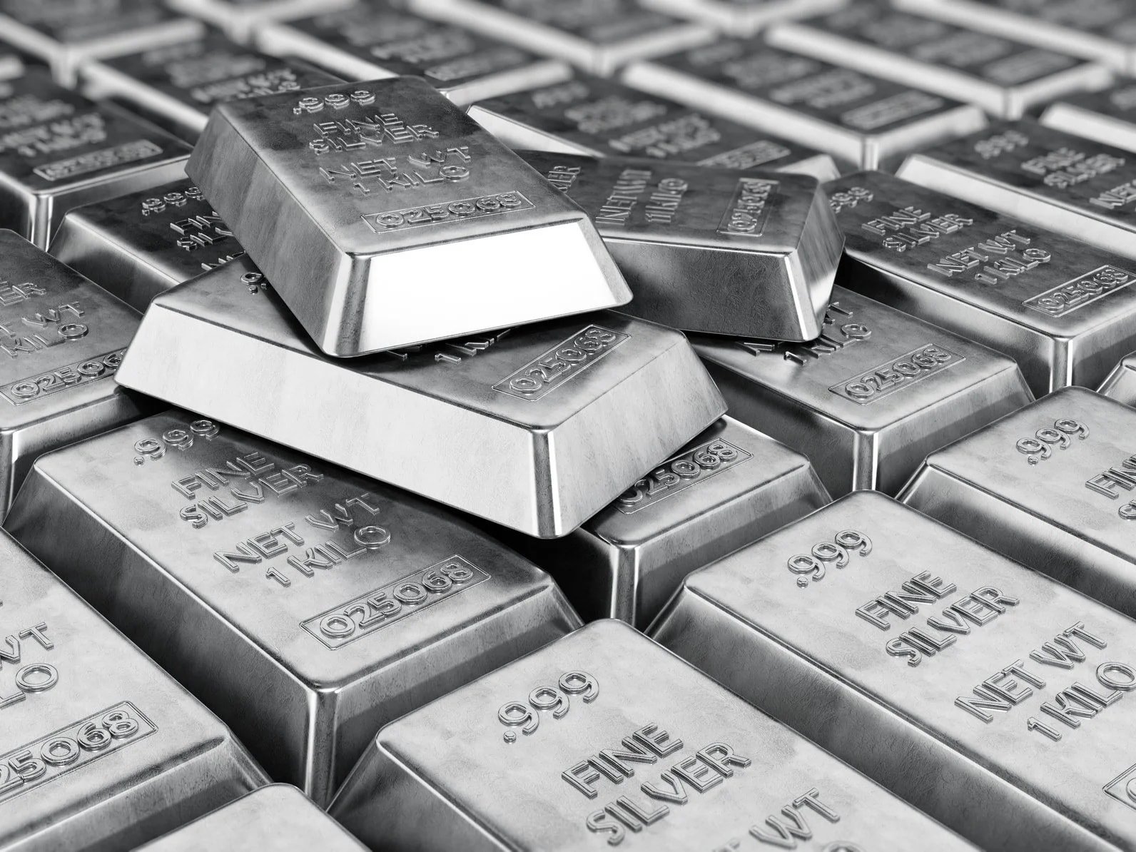 Цена на серебро сегодня 30.05.2025: Цена на серебро немного выросла, когда фондовый индекс США достиг трехмесячного максимума